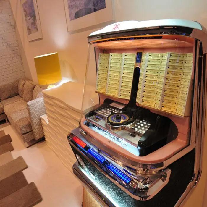 1957 AMI H 200 Vinyl Jukebox - Image 4