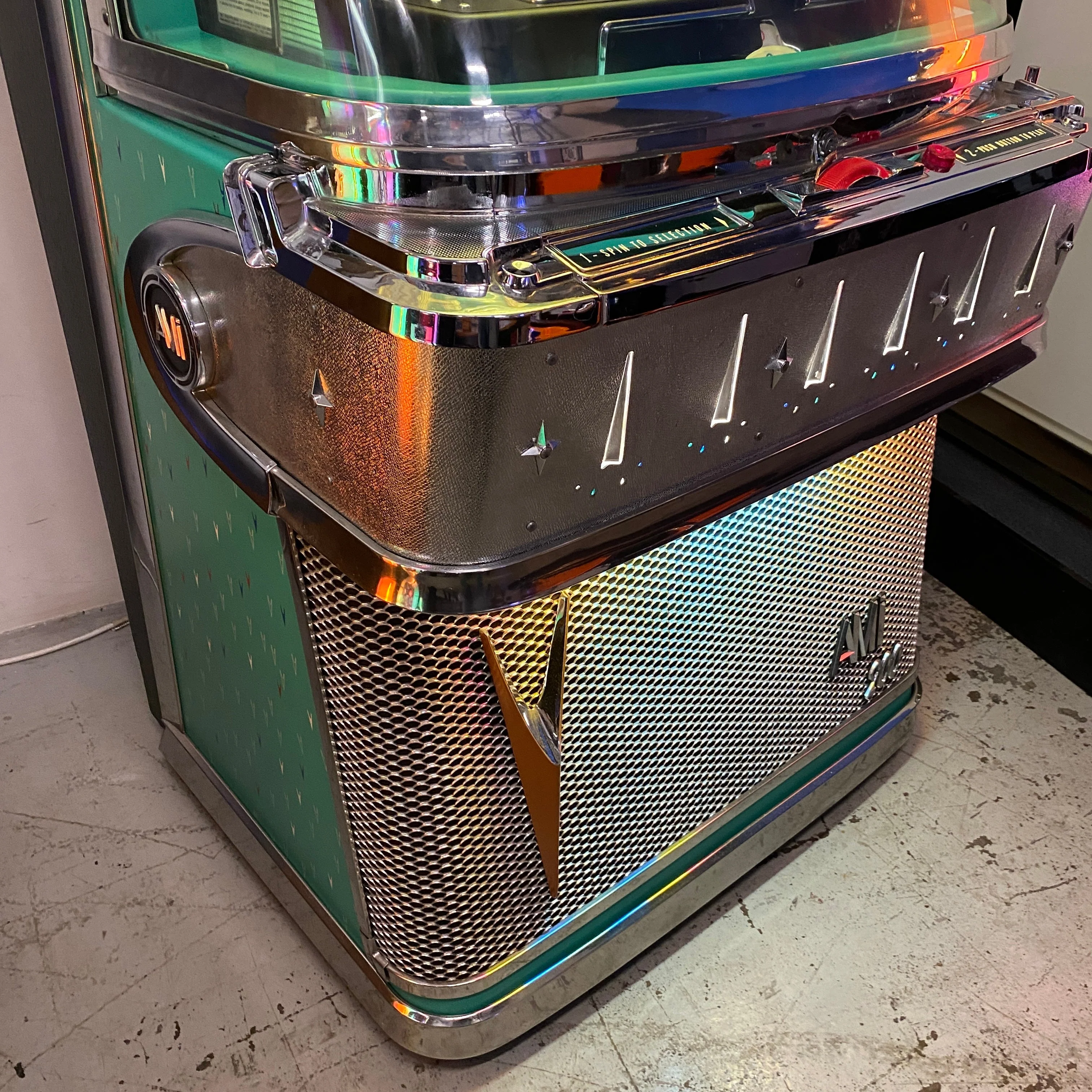 1958 AMI I 200 Vinyl Jukebox Selector Wheel Version with Spearmint Trim - Image 5