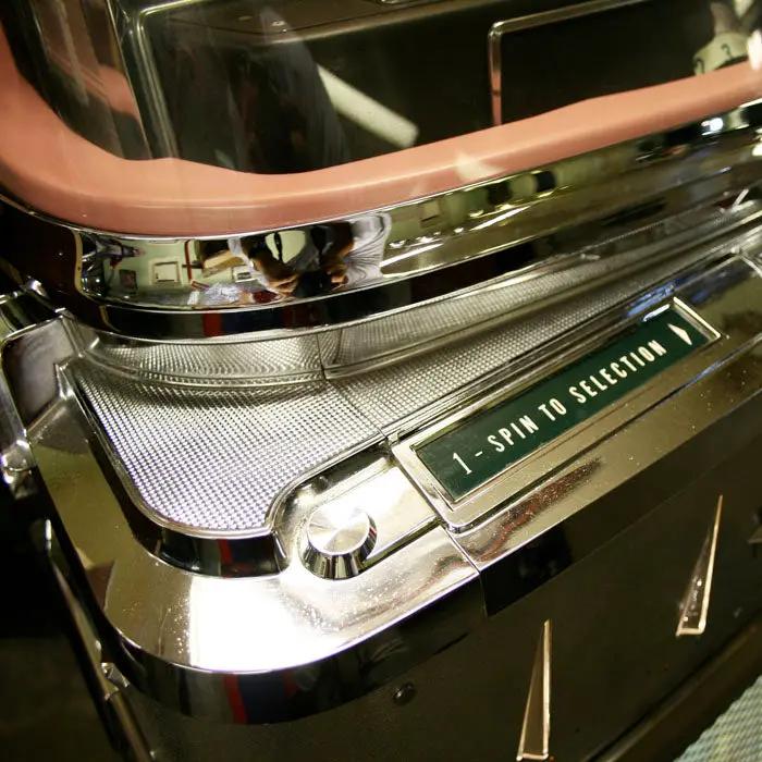 1958 AMI I 200 Vinyl Jukebox with Pink Trim - Image 12