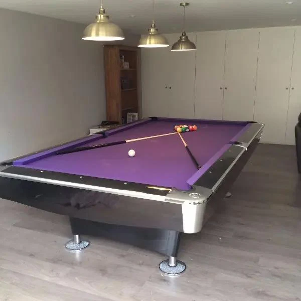 Buffalo Pro II American Pool Table in Black Gloss 8ft - Image 3