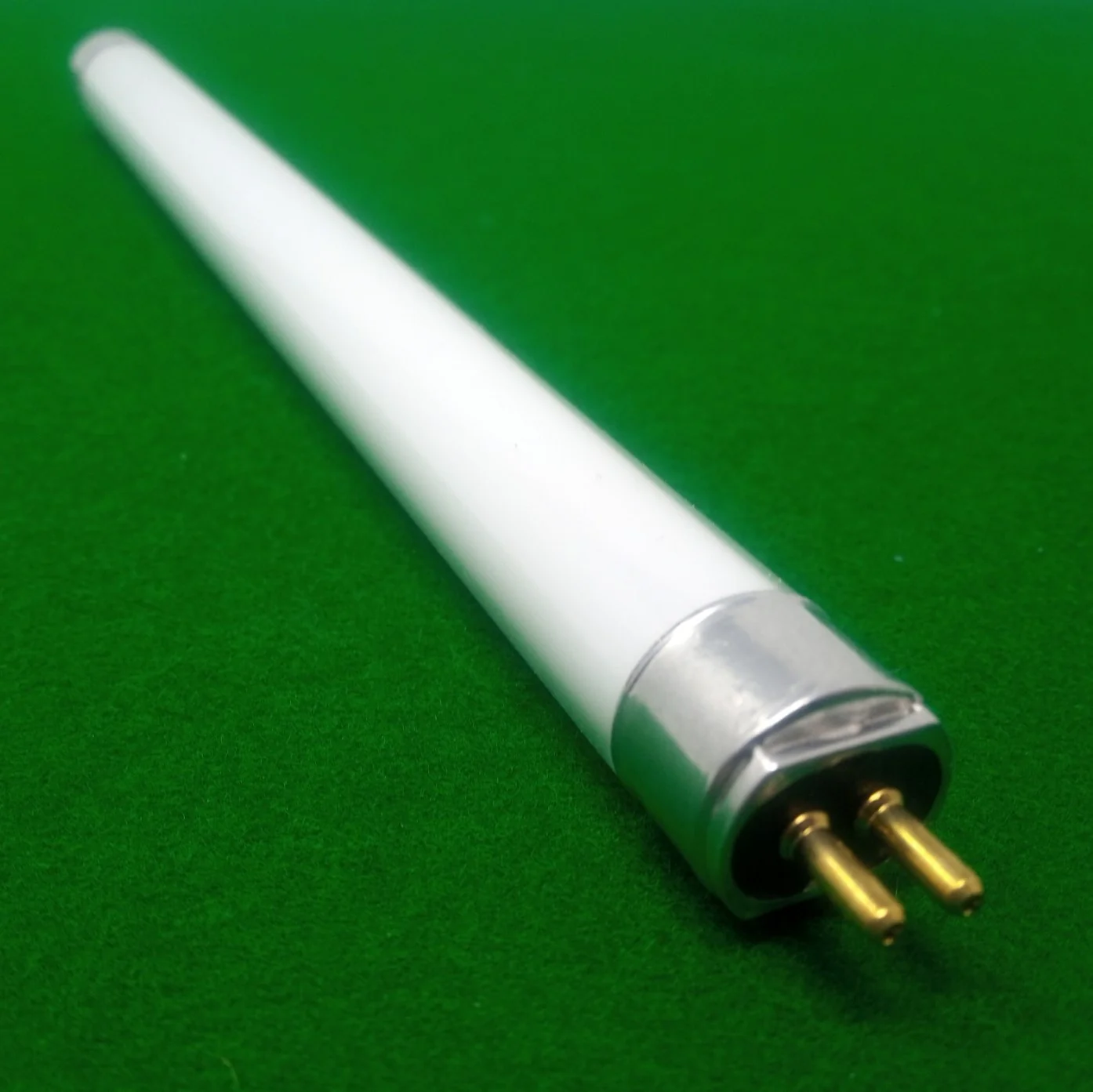 Rock-Ola Bubbler Fluorescent Tube for Badge - 9" - Image 3