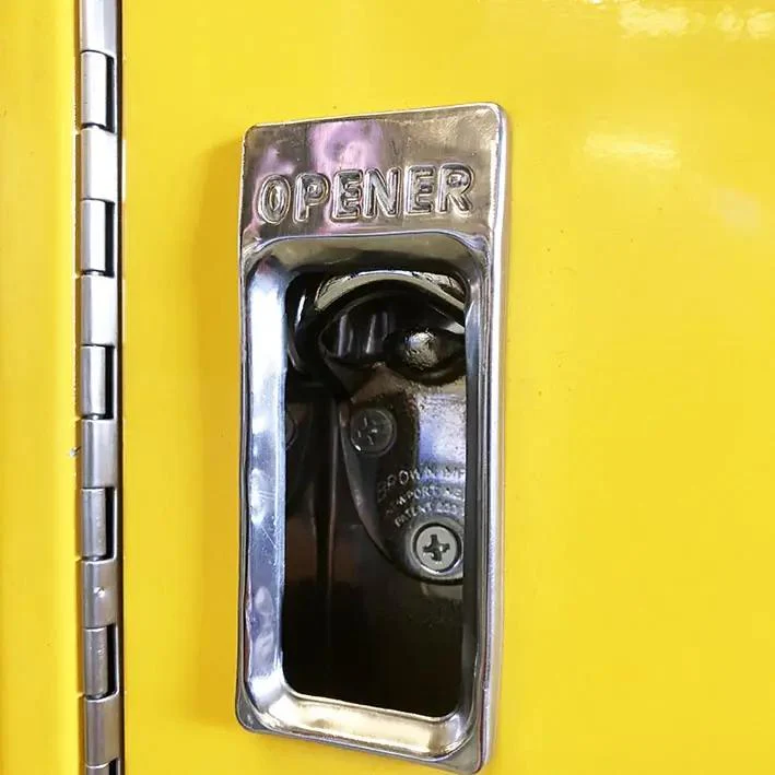 1960s Corona Beer Vending Machine - Image 5