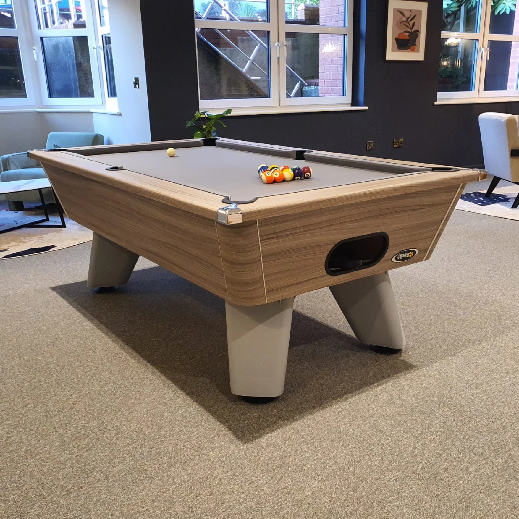 Cry Wolf English Pool Table - Image 3