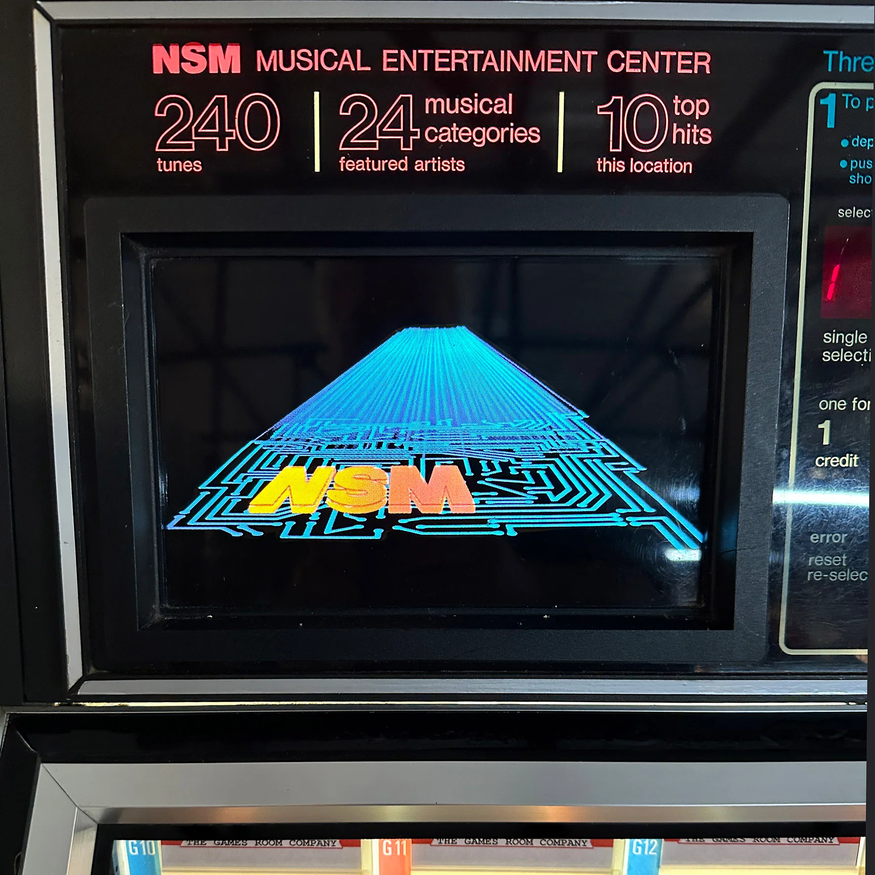 1980's NSM 240i Vinyl Jukebox - Image 8