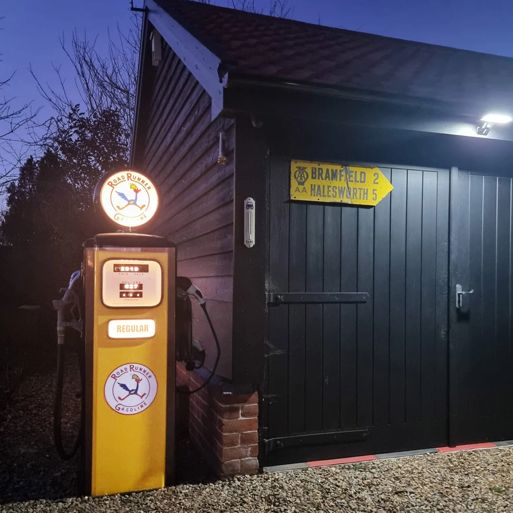 Replica Gas Pump with Electric Vehicle Charger - Image 4