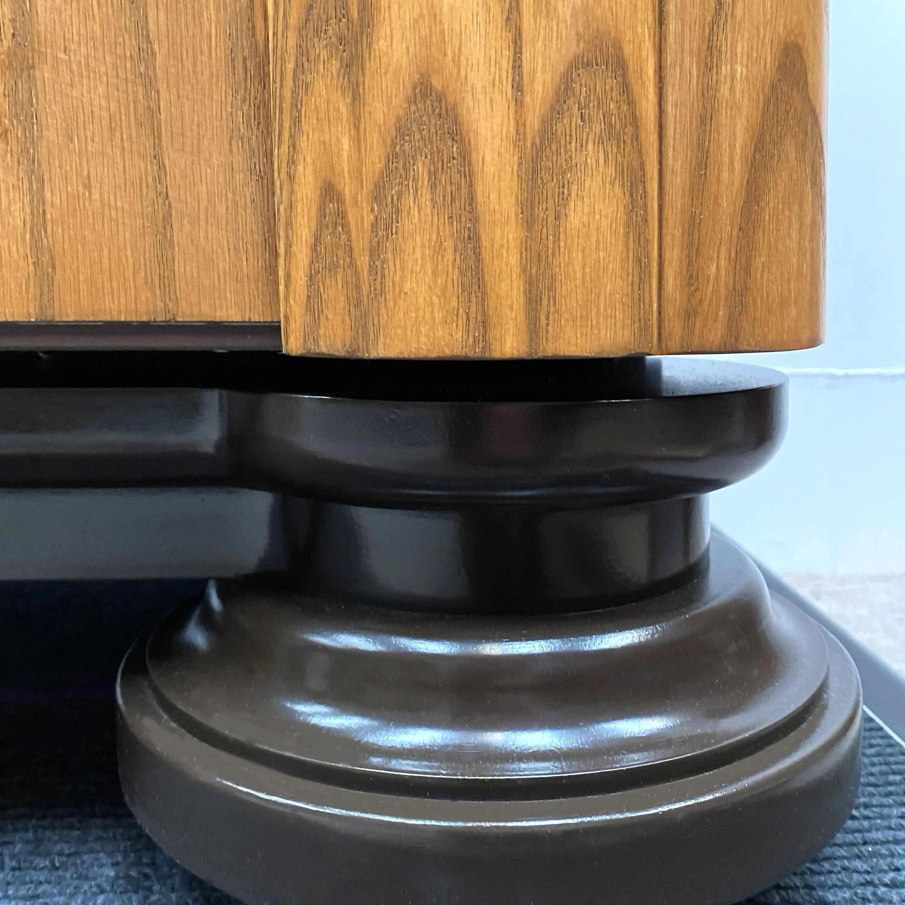 Rock-Ola Digital Music Center Jukebox in Light Oak with Bluetooth - Image 10