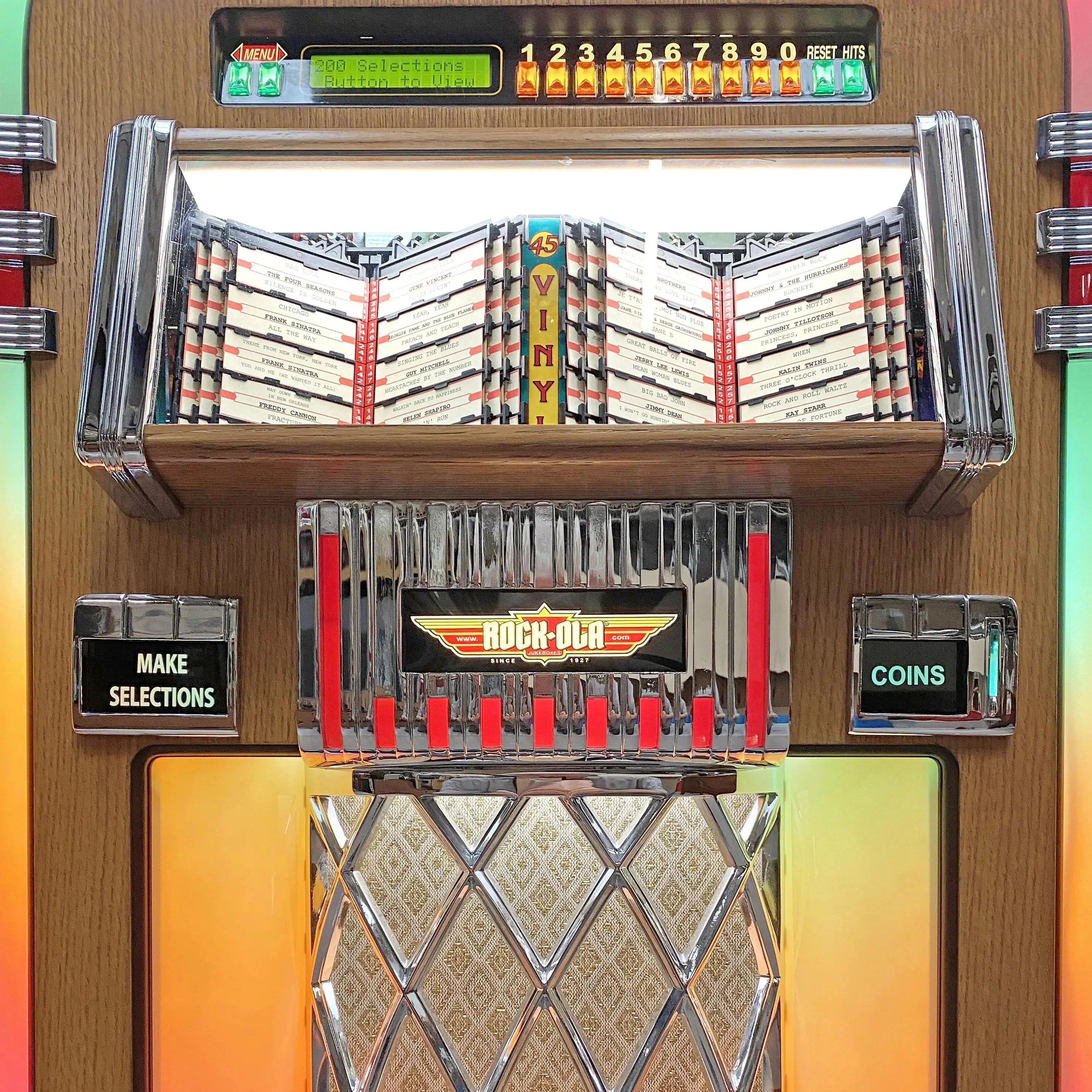 Rock-Ola Bubbler Vinyl 45 Jukebox in Light Oak with Bluetooth - Image 21