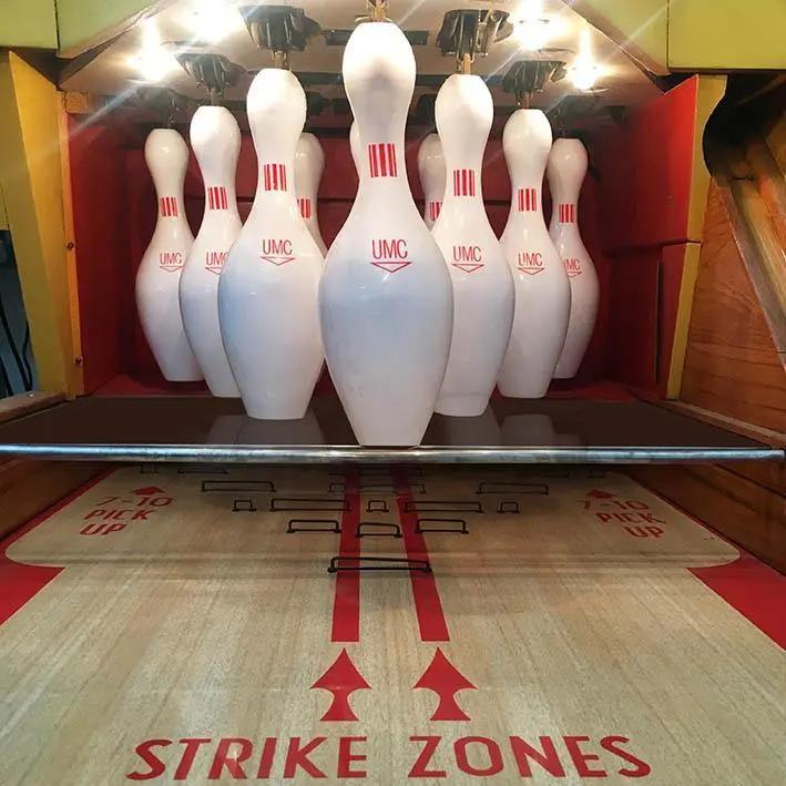 United Indoor Bowling Alley - Image 3