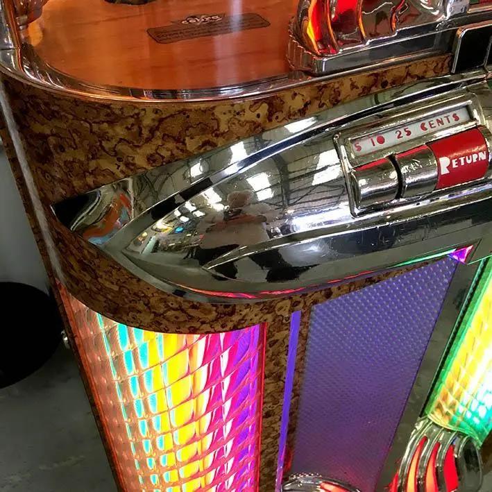 Original 1948 Wurlitzer 1100 Vinyl Jukebox - Image 10