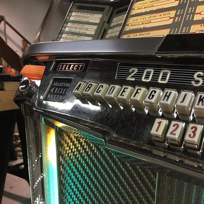 1956 Wurlitzer 2000 Centennial Vinyl Jukebox - Image 3